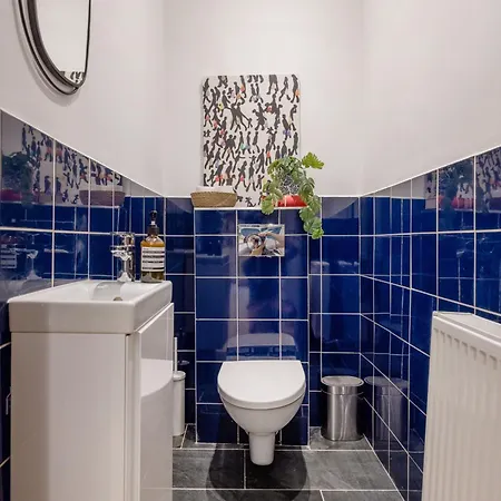 Spacious 5br By Opera, Liszt Ferenc & Centre * Budapešť