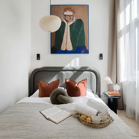 Spacious 5br By Opera, Liszt Ferenc & Centre Apartmán