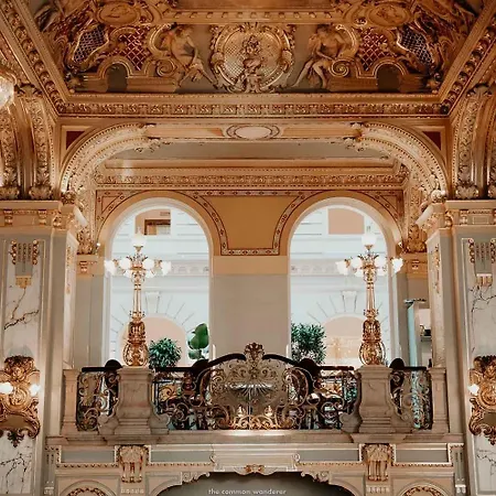 Spacious 5br By Opera, Liszt Ferenc & Centre Lejlighed
