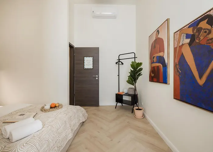 Апартаменты Spacious 5br By Opera, Liszt Ferenc & Centre *